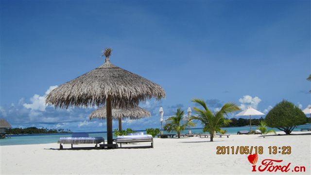 Ƭ 373.jpg