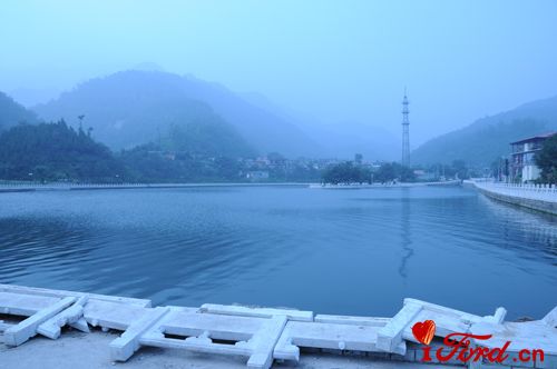 小湖