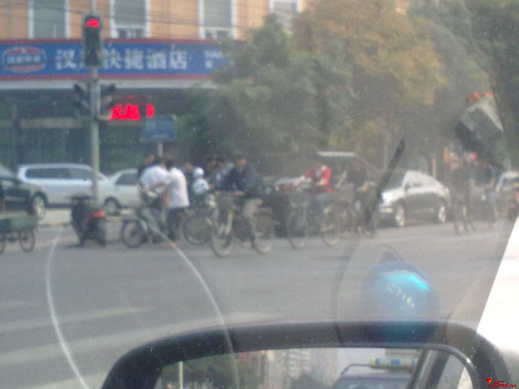 20110925396.jpg