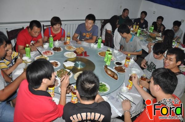 爱福特车友会新蒙迪欧上市一周年活动340.jpg
