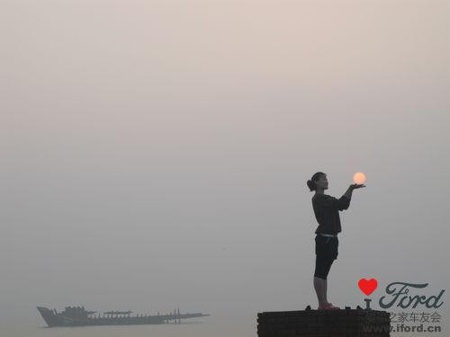 Ƭ 081.jpg