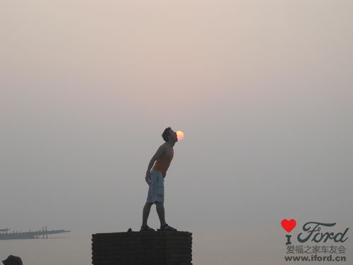 Ƭ 077.jpg