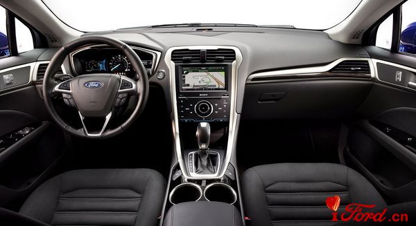 1781501_10-2013-ford-fusion-hybrid_thumb.jpg