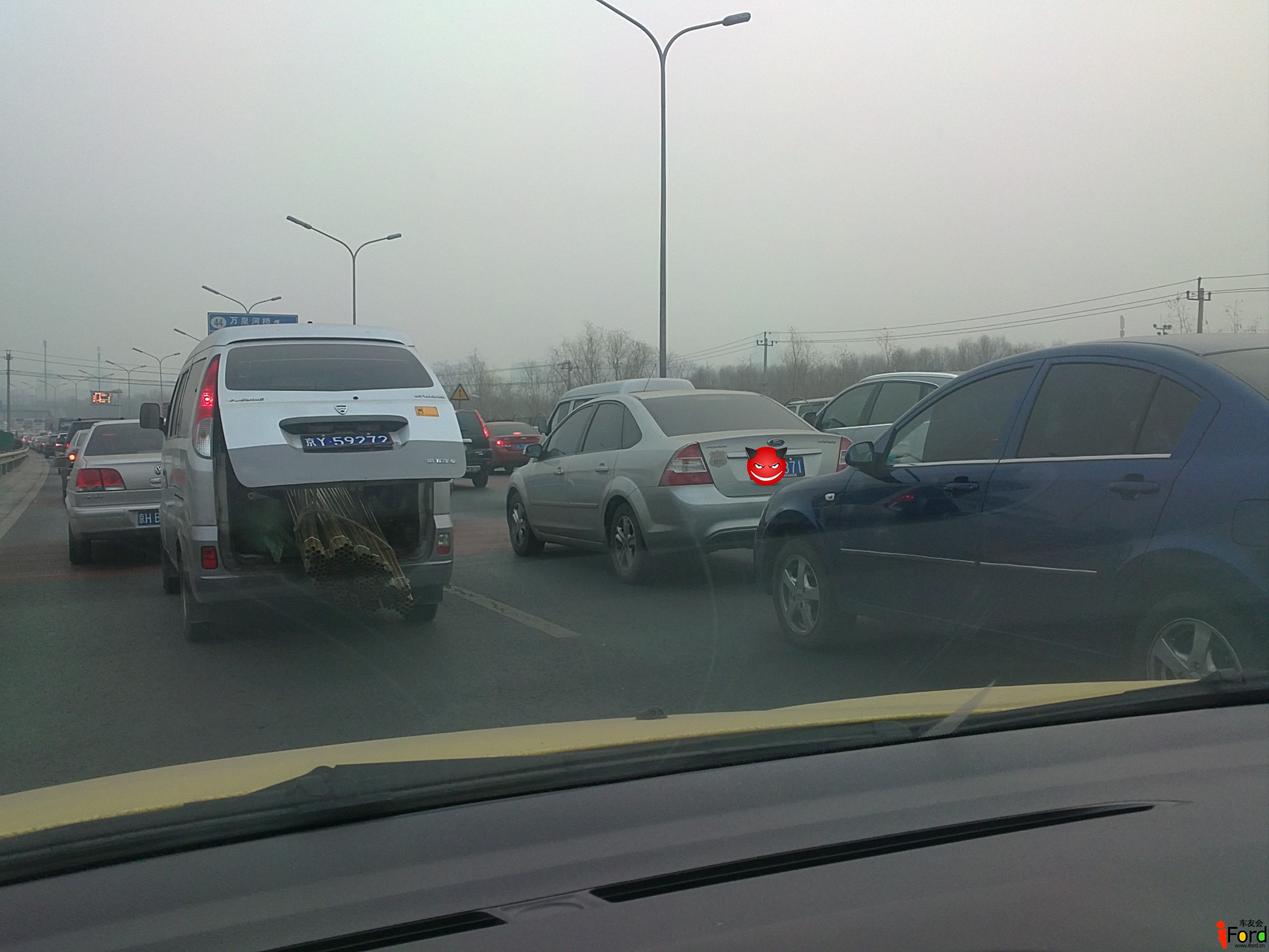 20120305659_.jpg