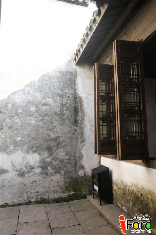 106.jpg