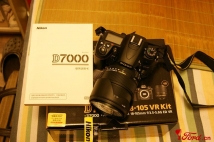 跳坑了，新入手Nikon D7000。